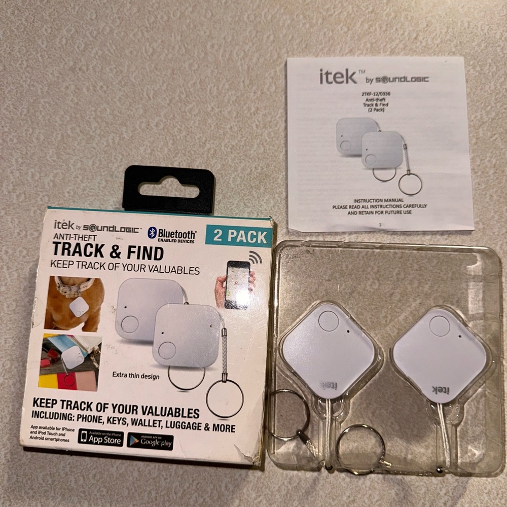 Itek Bluetooth Trackers 2-Pack (Never used)